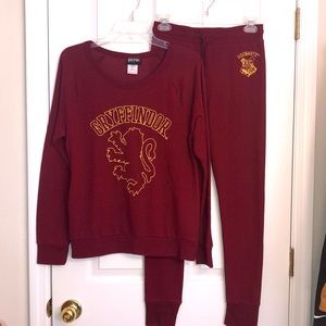 Harry Potter Gryffindor/ Hogwarts Soft Lightweight Jogging Set